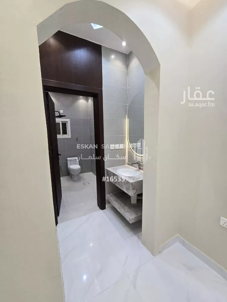 شقة للبيع في شارع شارع السائب بن الحارث القرشي, حي النزهة, مدينة صامطة, منطقة جازان صورة 5