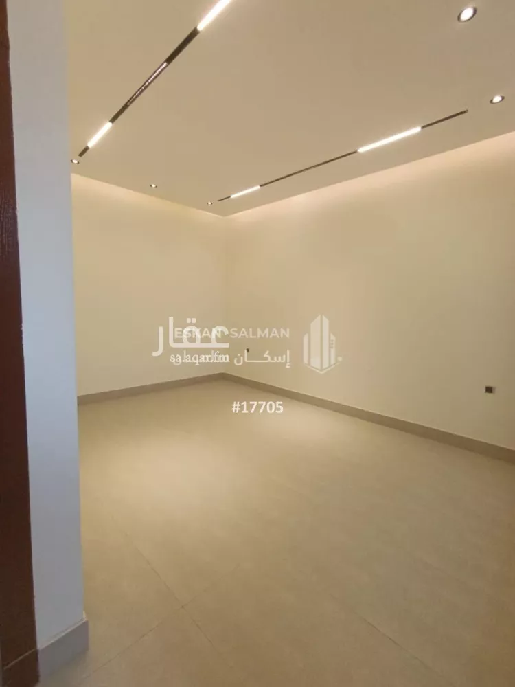 فيلا للبيع في شارع الربائع, حي عكاظ, مدينة الرياض, منطقة الرياض صورة 3