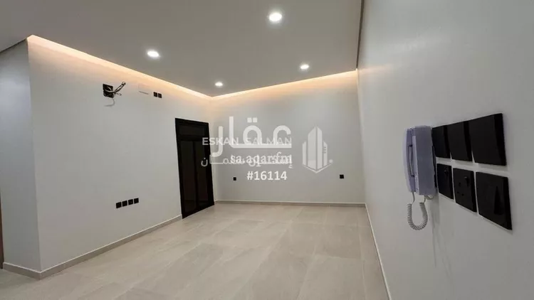 فيلا للبيع في شارع هند بن حارثه, حي الحمراء, مدينة الرس, منطقة القصيم صورة 2