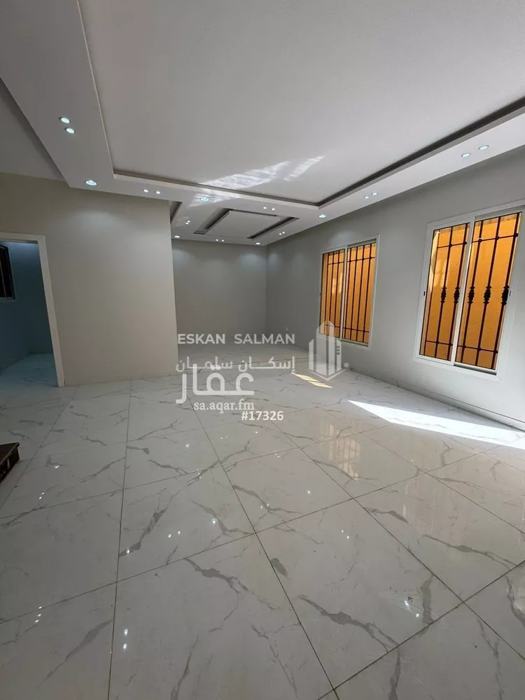 فيلا للبيع في شارع أبي شعيب, حي الخليج, مدينة الرياض, منطقة الرياض صورة 2