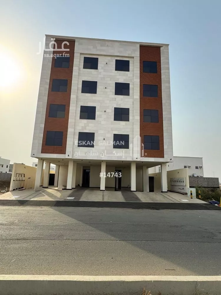 شقة للبيع في شارع العتيق, حي الرحاب 1, مدينة جازان, منطقة جازان صورة 2