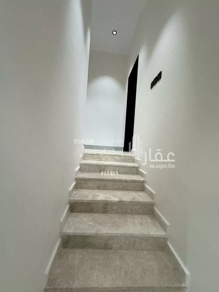 دور للبيع في شارع رقم 13, حي الندوة, مدينة الرياض, منطقة الرياض صورة 4