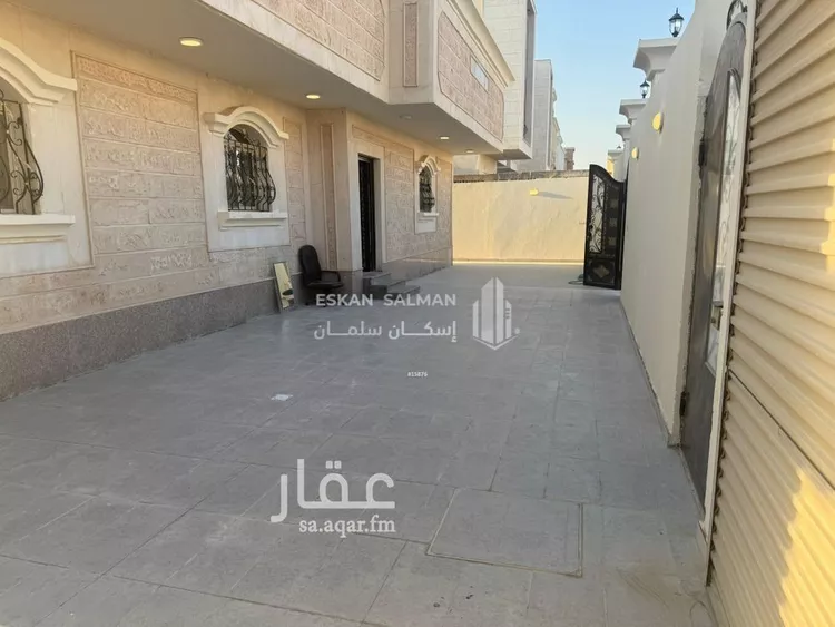 دور للبيع في شارع سليمان بن بابيه, حي ضاحية الملك فهد, مدينة الدمام, المنطقة الشرقية صورة 2
