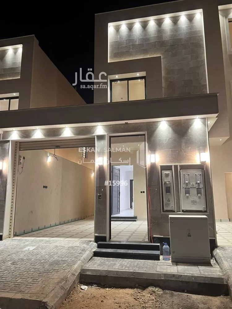 دور للبيع في شارع عمر بن عبداللطيف, حي الرمال, مدينة الرياض, منطقة الرياض