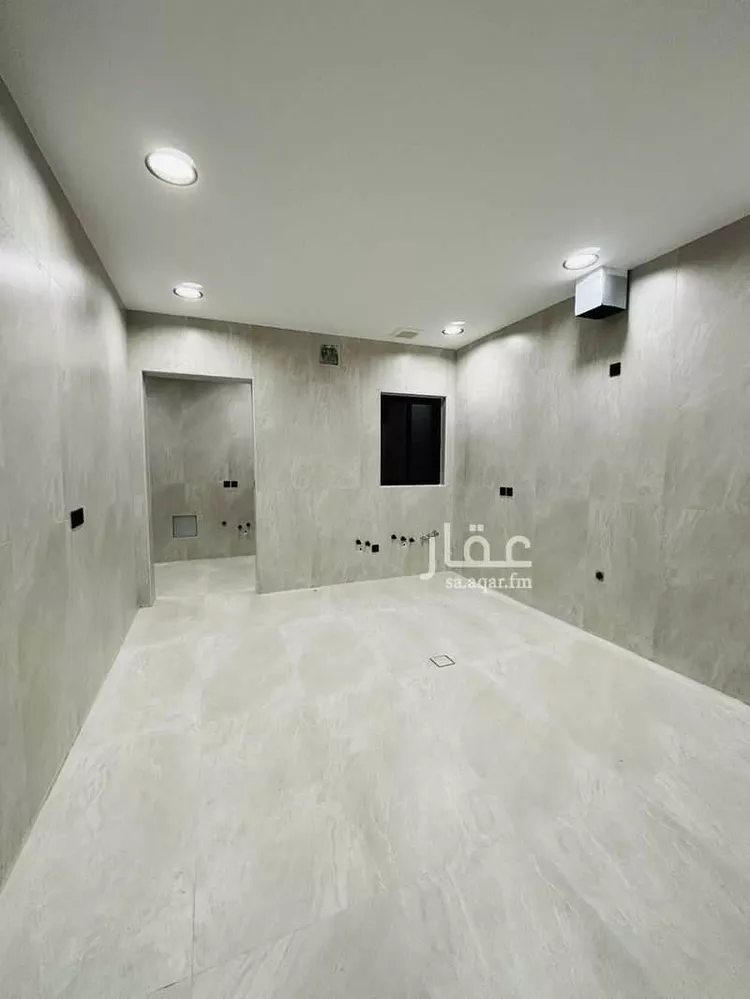 فيلا للبيع في شارع فضالة الاوسي, حي ضاحية الملك فهد, مدينة الدمام, المنطقة الشرقية صورة 2