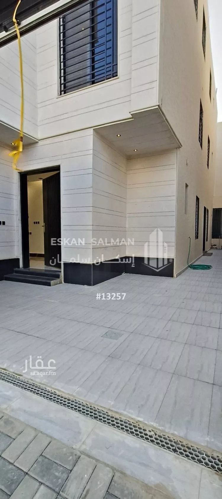 دور للبيع في شارع رقم 101, حي الندوة, مدينة الرياض, منطقة الرياض صورة 3