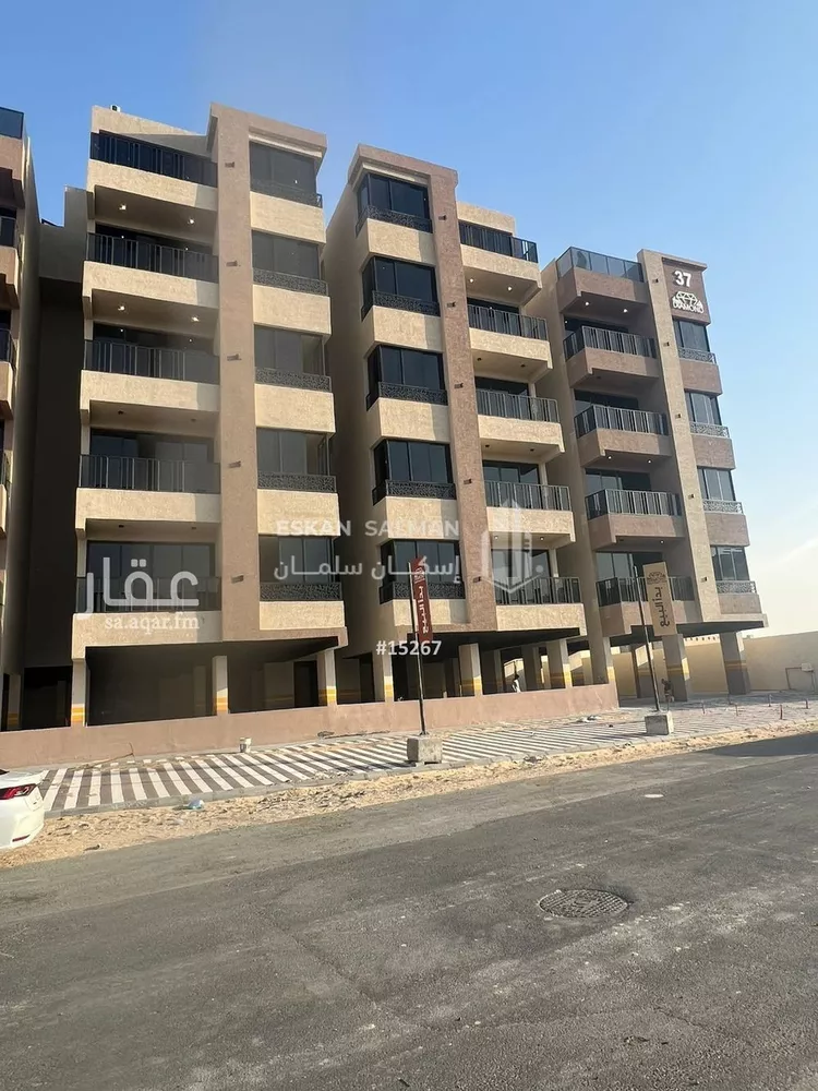 شقة للبيع في شارع عين دار, حي الحمراء, مدينة الخبر, المنطقة الشرقية