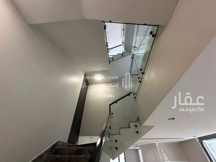 فيلا للبيع في شارع شارع الامير احمد, مدينة الظهران, المنطقة الشرقية صورة 2