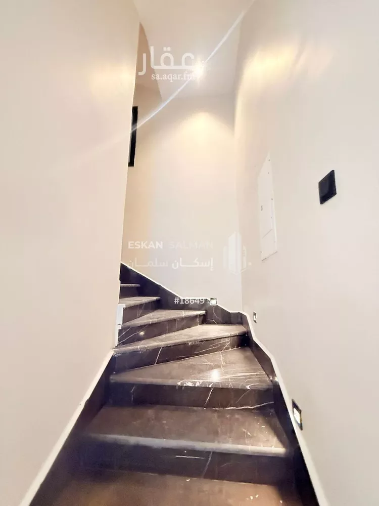 فيلا للبيع في شارع مراراه بن الربيع, حي الشراع, مدينة الخبر, المنطقة الشرقية صورة 2