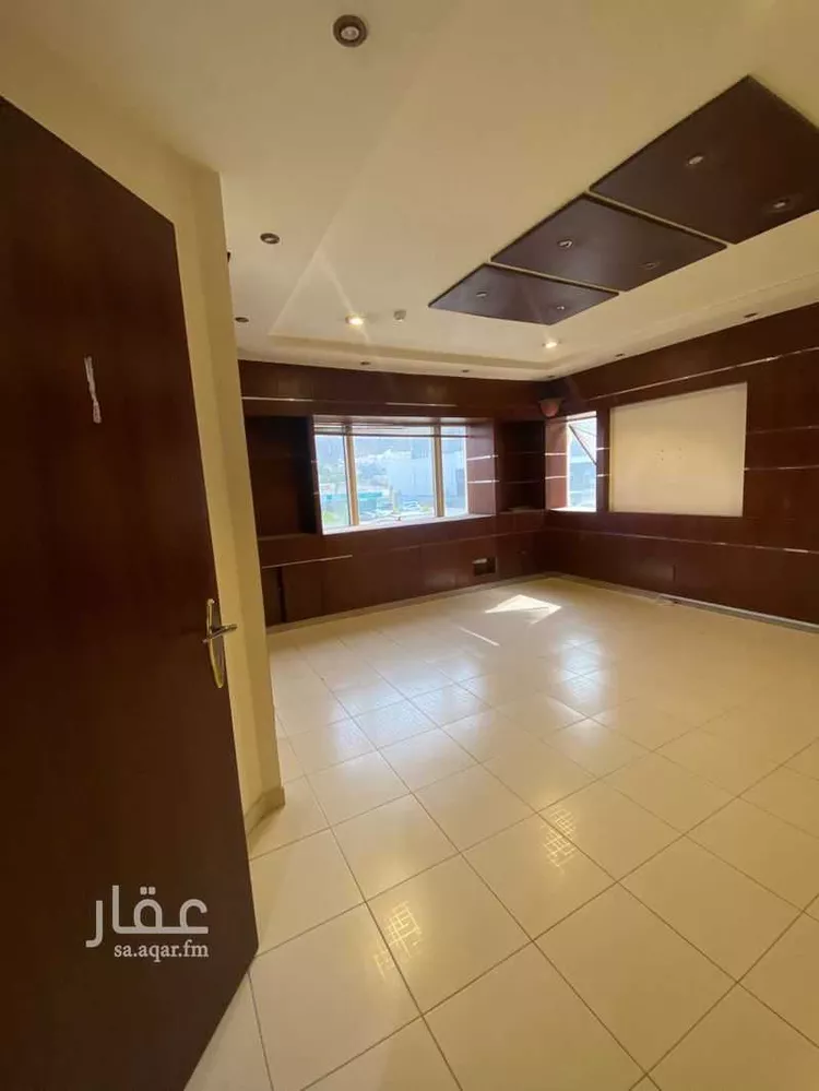 مكتب تجاري للإيجار في شارع زيد بن حاطب, حي السلام, مدينة المدينة المنورة, منطقة المدينة المنورة صورة 5