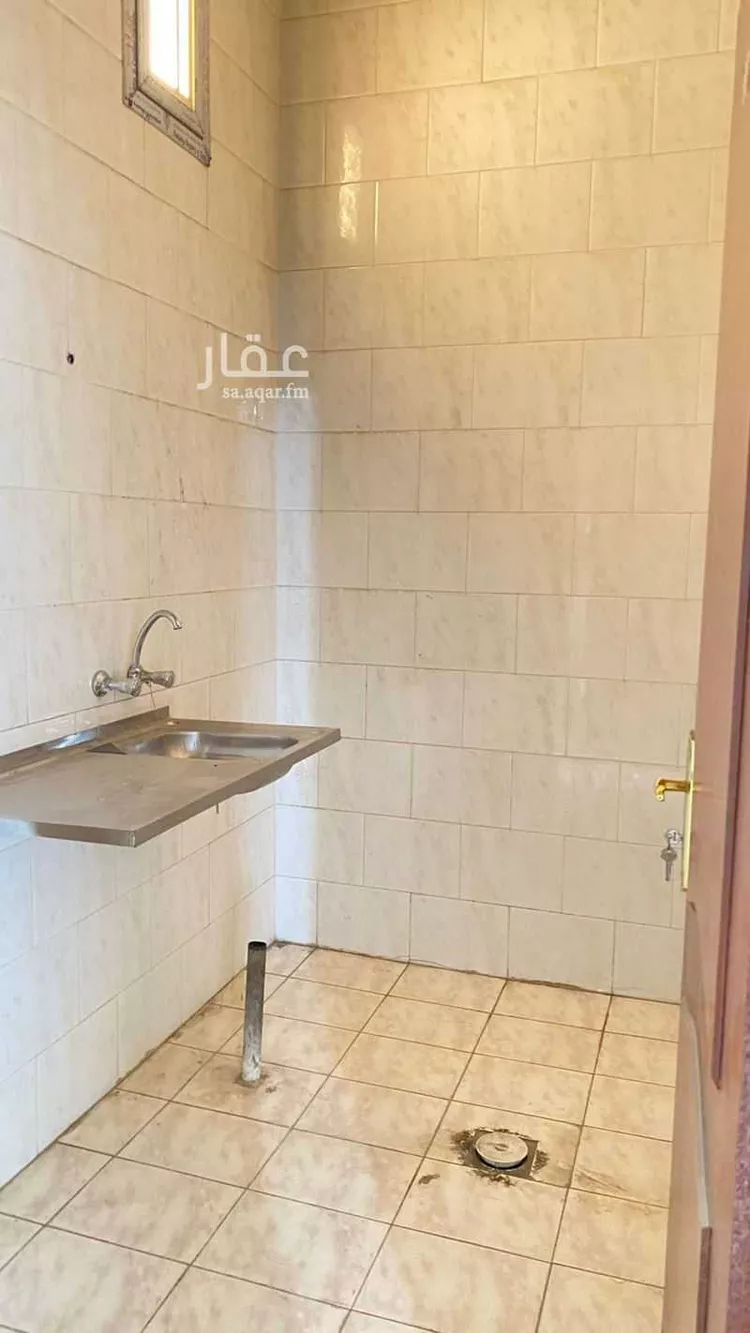 محل للإيجار في شارع طريق الامير نايف بن عبدالعزيز, حي السلام, مدينة المدينه المنوره, منطقة المدينة المنورة صورة 5