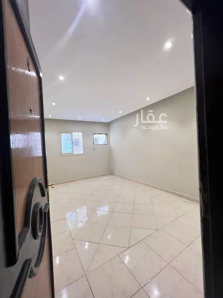 شقة للإيجار في شارع صفوى, حي الخبر الجنوبية, مدينة الخبر, المنطقة الشرقية