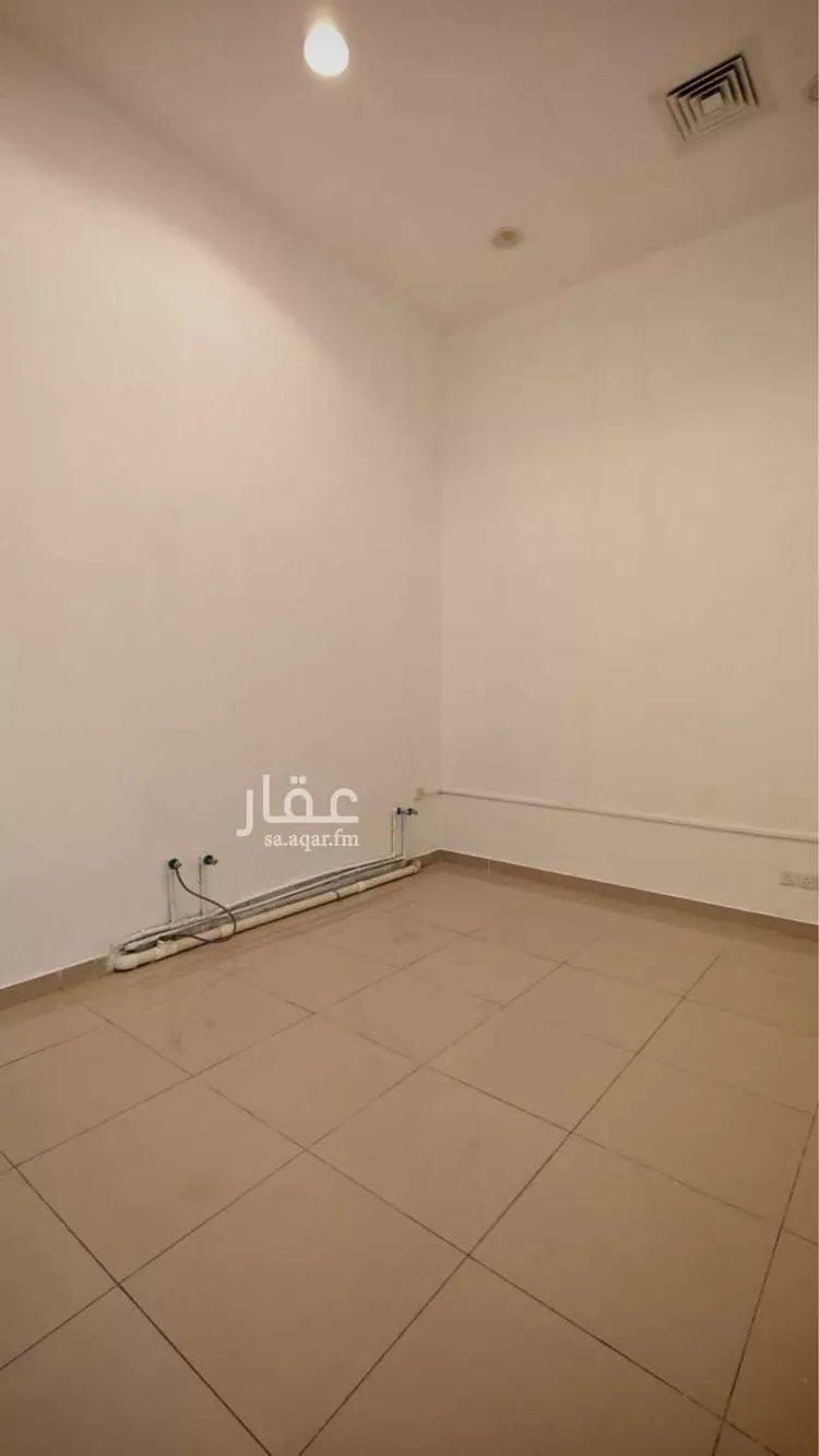 محل للإيجار في شارع الملك خالد , حي الخزامى, مدينة الخبر, المنطقة الشرقية صورة 4