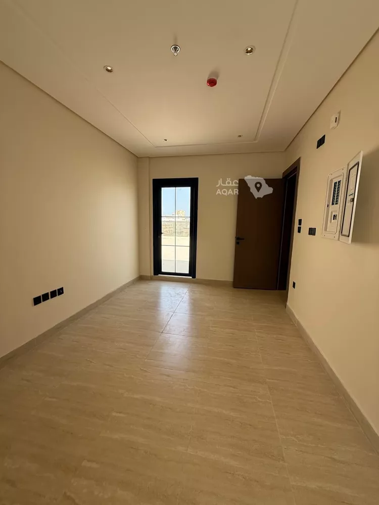 شقة للإيجار في شارع السادس والعشرون, حي الخبر الجنوبية, مدينة الخبر, المنطقة الشرقية 5