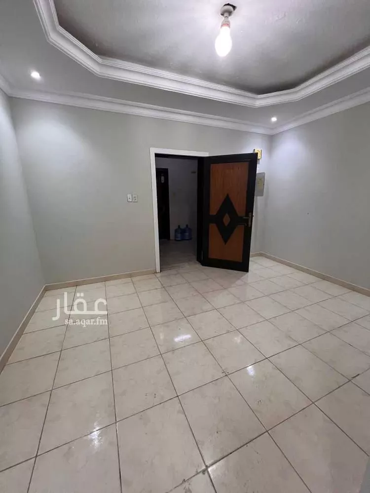 شقة للإيجار في شارع بقيق, حي الخبر الجنوبية, مدينة الخبر, المنطقة الشرقية صورة 4