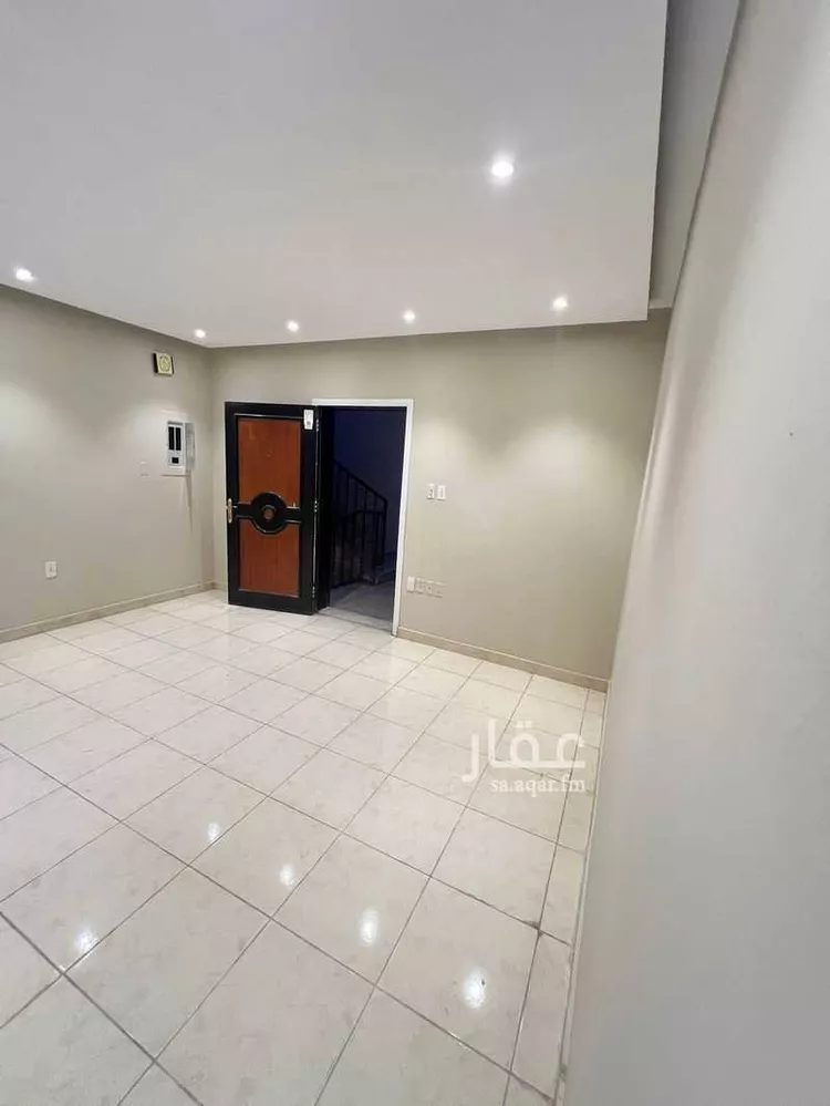شقة للإيجار في شارع الخامس والعشرون, حي الخبر الجنوبية, مدينة الخبر, المنطقة الشرقية صورة 3
