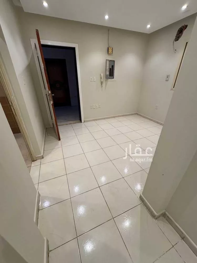 شقة للإيجار في شارع الخامس والعشرون, حي الخبر الجنوبية, مدينة الخبر, المنطقة الشرقية صورة 5