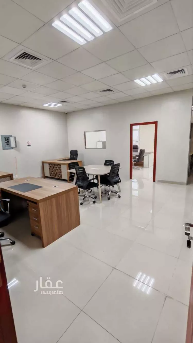 Commercial Office for Rent in Al Khobar Al Khuzamy صورة 5
