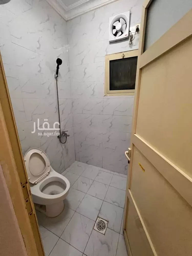 شقة للإيجار في شارع صفوى, حي الخبر الجنوبية, مدينة الخبر, المنطقة الشرقية صورة 5