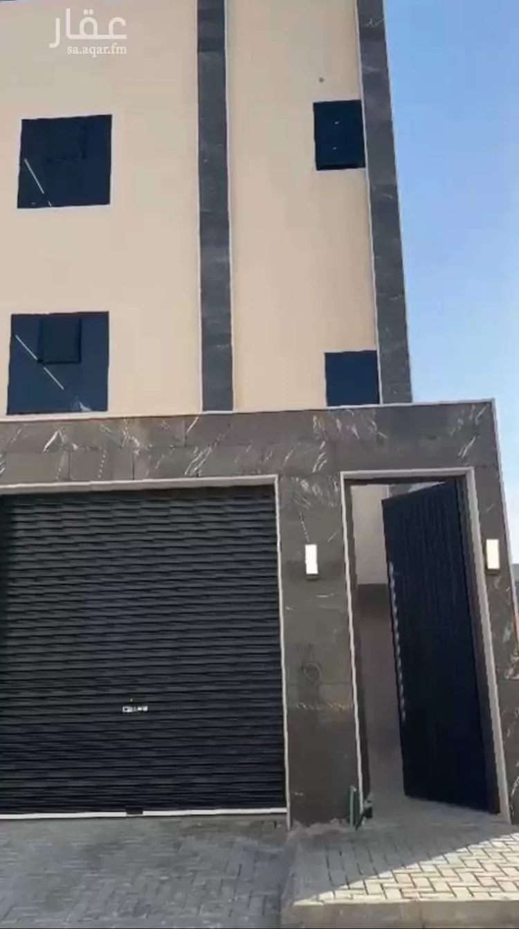 فيلا للبيع في شارع يونس بن الخطيب الدولعي, حي الدفاع, مدينة المدينة المنورة, منطقة المدينة المنورة