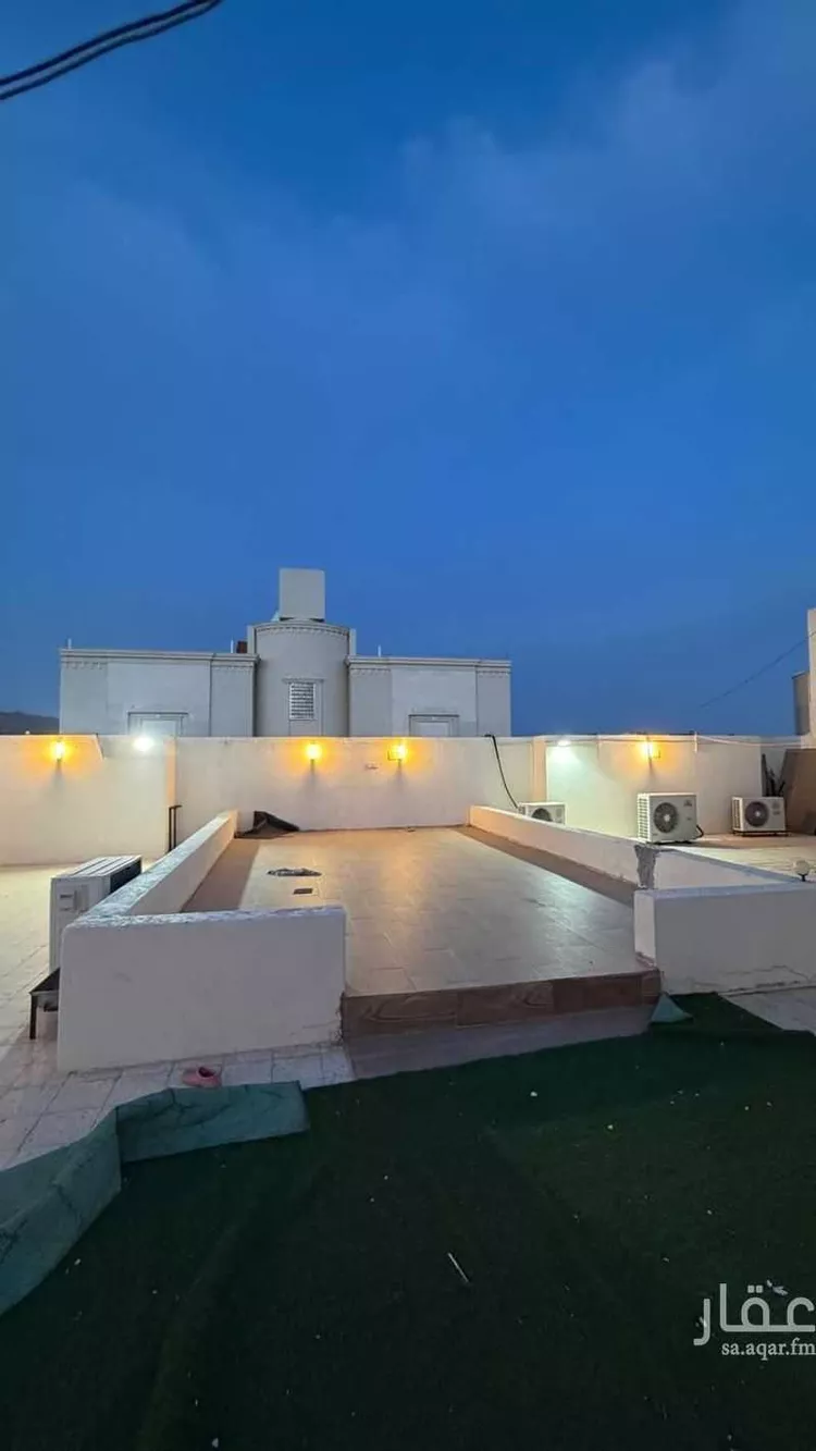 عمارة للبيع في شارع عبدالله ابن مسلم, حي بئر عثمان, مدينة المدينة المنورة, منطقة المدينة المنورة صورة 3