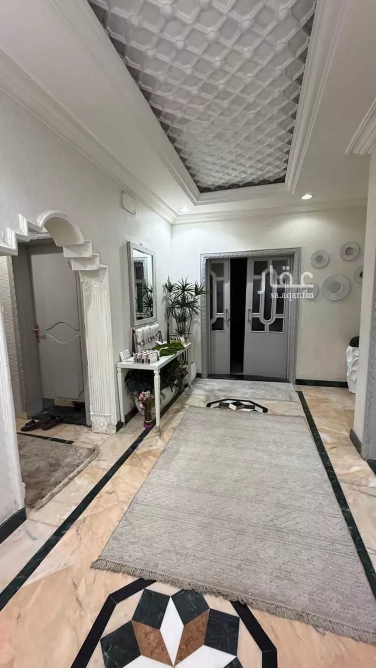 عمارة للبيع في شارع عبدالله ابن مسلم, حي بئر عثمان, مدينة المدينة المنورة, منطقة المدينة المنورة صورة 5