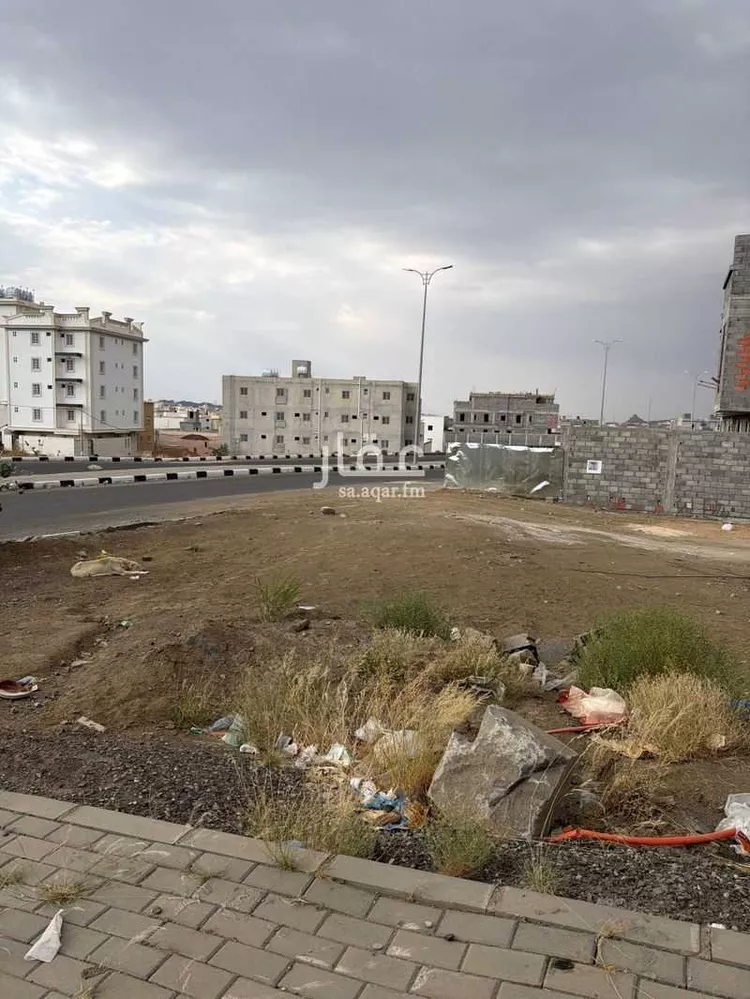 أرض للبيع في شارع 22281409, حي الغدير, مدينة أبها, منطقة عسير