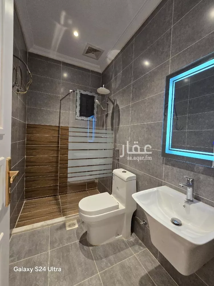 شقة للإيجار في شارع عبداللطيف الزبيدي, حي الصفاء, مدينة جدة, منطقة مكة المكرمة صورة 2