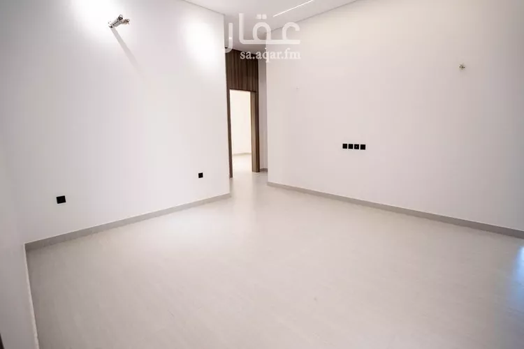 شقة للبيع في شارع طارق بن موسى, حي السلامة, مدينة جدة, منطقة مكة المكرمة 18