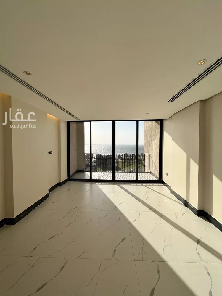 شقة للبيع في شارع الملك عبد الله بن عبدالعزيز, حي الشاطئ الغربي, مدينة الدمام, المنطقة الشرقية