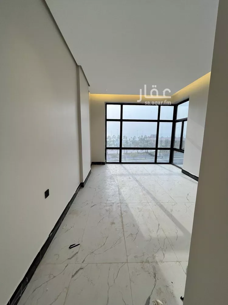 شقة للبيع في شارع الملك عبد الله بن عبدالعزيز, حي الشاطئ الغربي, مدينة الدمام, المنطقة الشرقية صورة 3