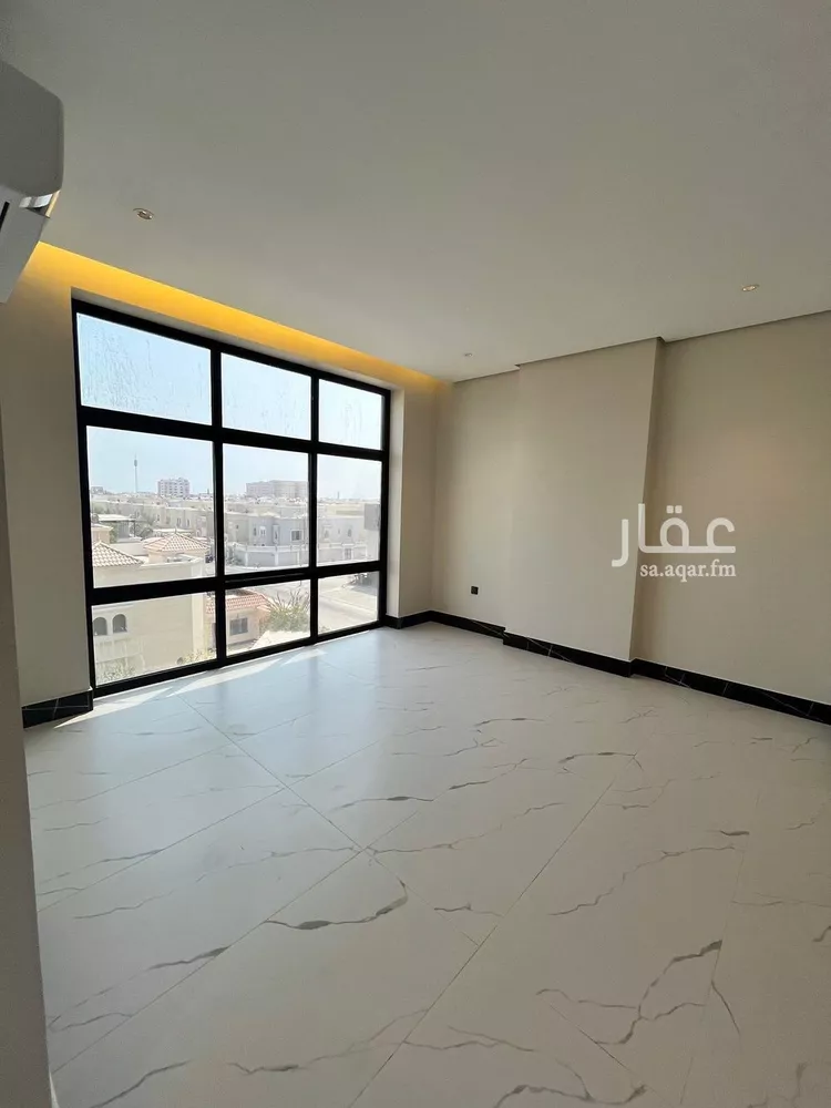 شقة للبيع في شارع الملك عبد الله بن عبدالعزيز, حي الشاطئ الغربي, مدينة الدمام, المنطقة الشرقية