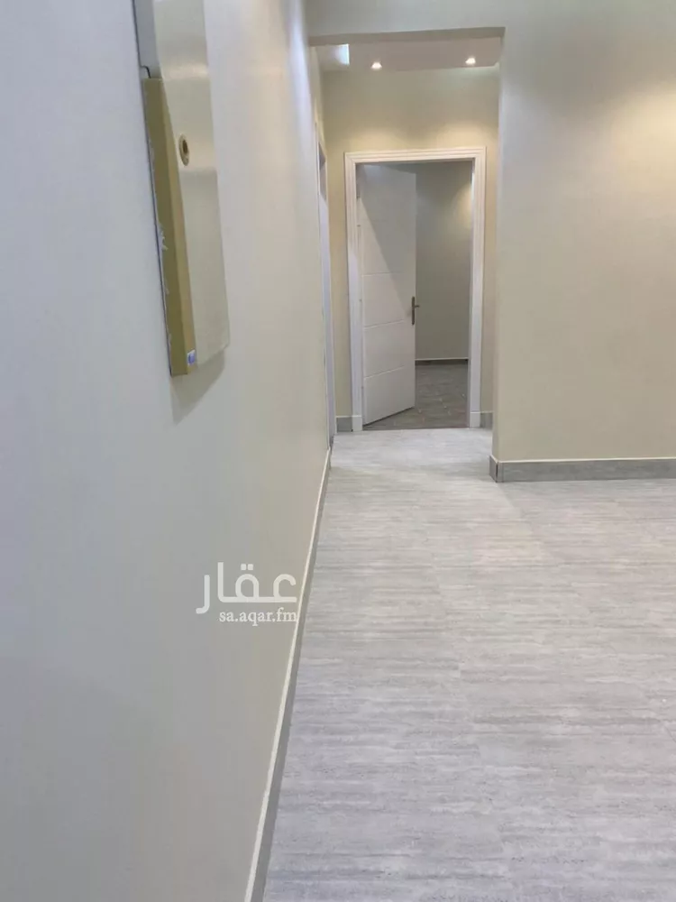 دور للبيع في شارع عاقل بن حبيب, حي عكاظ, مدينة الرياض, منطقة الرياض صورة 5