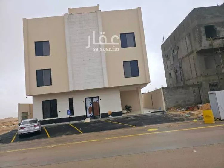 عمارة للبيع في شارع الجنادل, حي ظهرة لبن, مدينة الرياض, منطقة الرياض