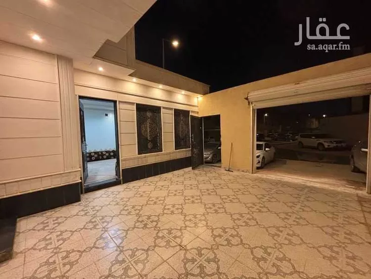 فيلا للإيجار في شارع أحمد بن محمد العتابي, حي الرمال, مدينة الرياض, منطقة الرياض صورة 4