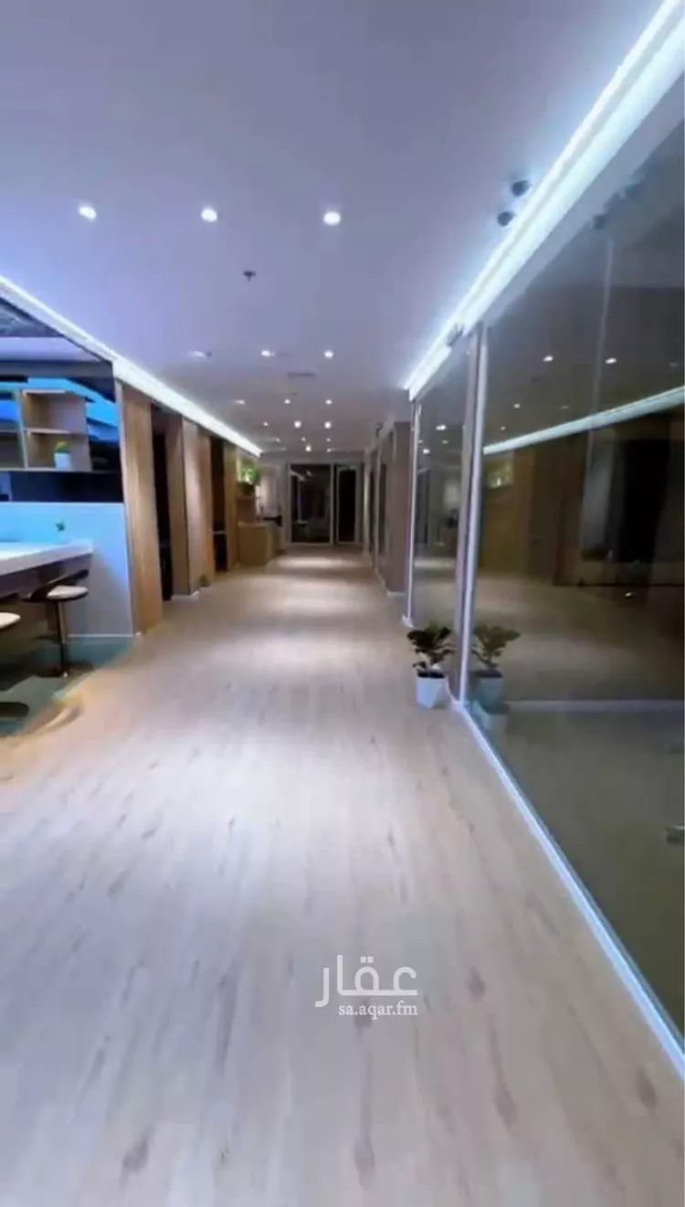 مكتب تجاري للإيجار في شارع الثمامة الفرعي, حي الصحافة, مدينة الرياض, منطقة الرياض 1 صورة