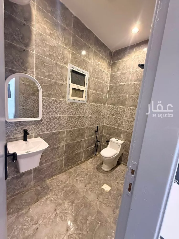 شقة للإيجار في شارع الخرمة, حي الورود, مدينة الرياض, منطقة الرياض صورة 2