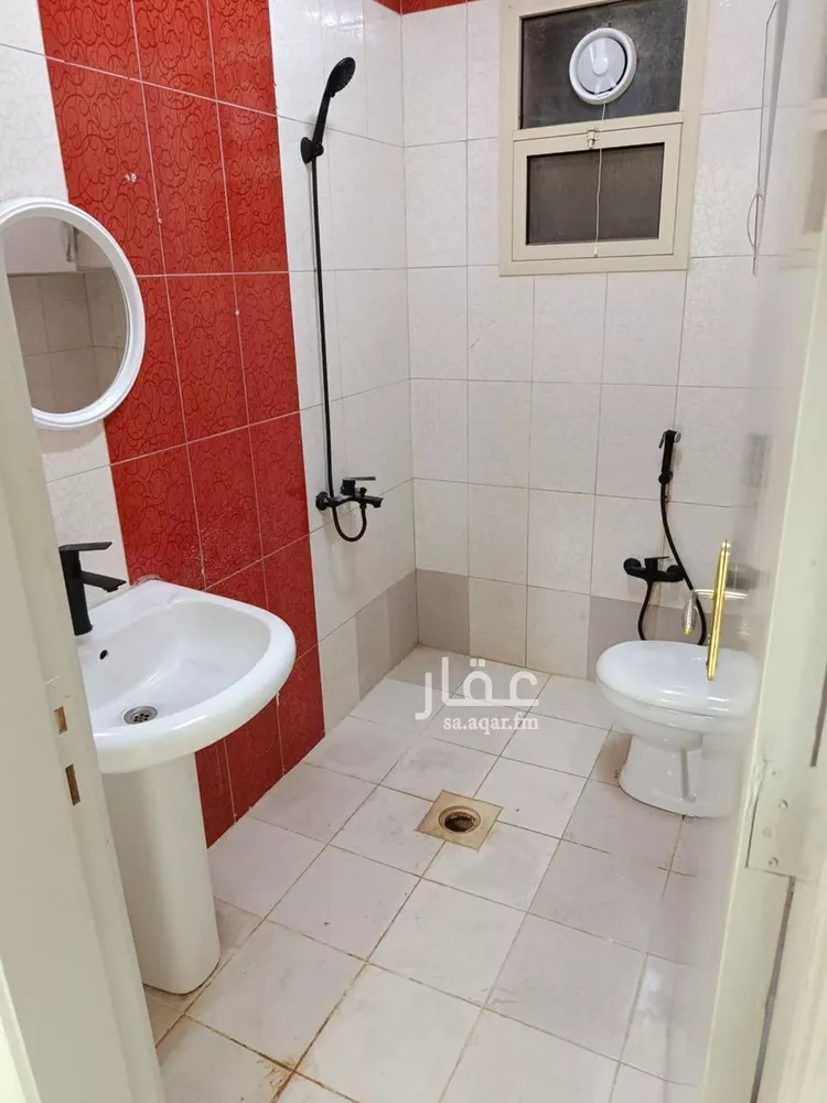 شقة للإيجار في شارع معاذ بن جبل, حي العزيزية, مدينة الرياض, منطقة الرياض صورة 3