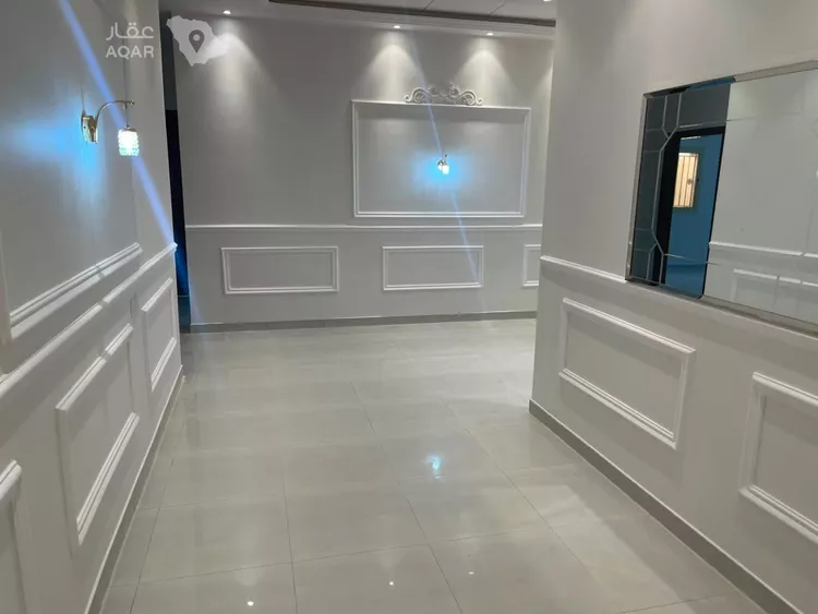 دور للبيع في شارع الجامعة 15, حي الجامعة, مدينة المزاحمية, منطقة الرياض 5