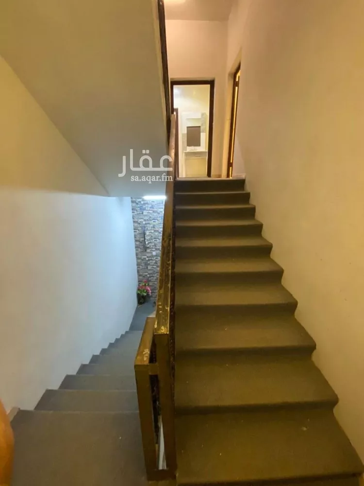 فيلا للبيع في شارع الدفاع, حي إشبيلية, مدينة الرياض, منطقة الرياض صورة 4