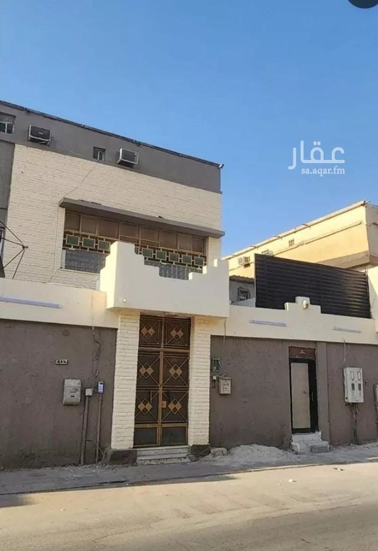 فيلا للبيع في شارع عبدالرحمن بن الإمام, حي الملز, مدينة الرياض, منطقة الرياض