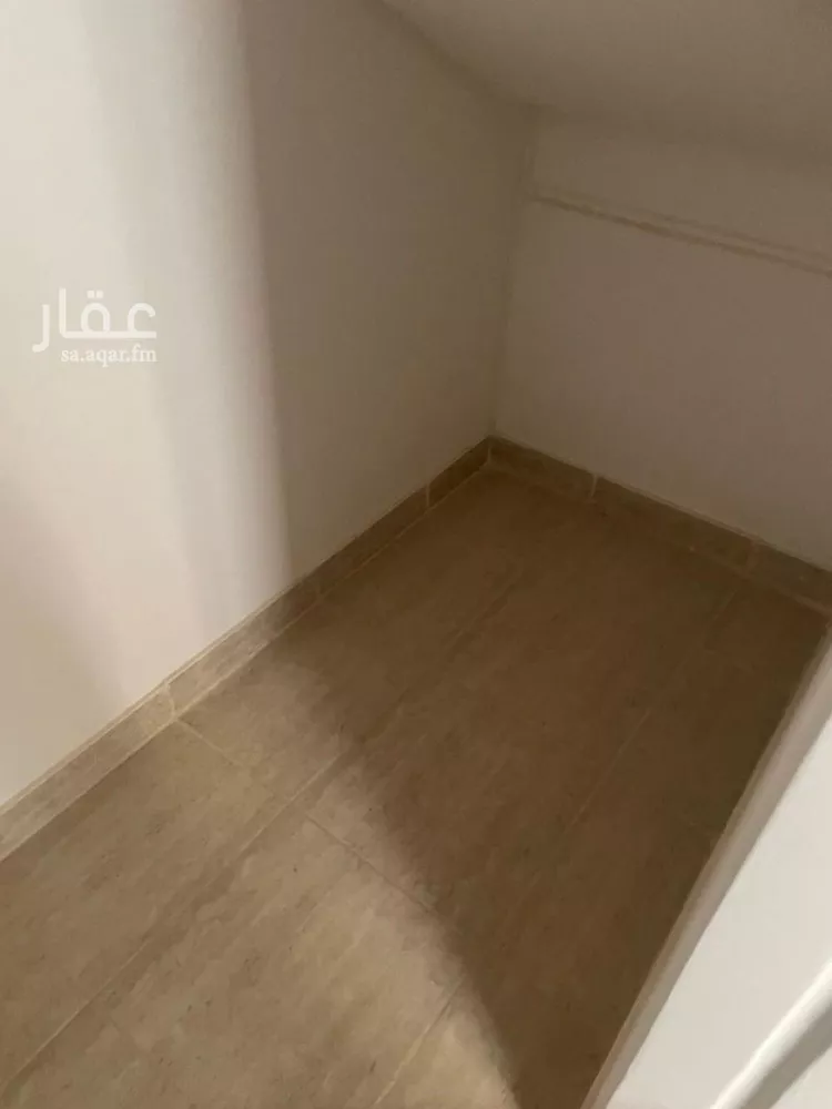 فيلا للإيجار في شارع إسحاق بن منصور, حي مطار الملك خالد الدولي, مدينة الرياض, منطقة الرياض صورة 3