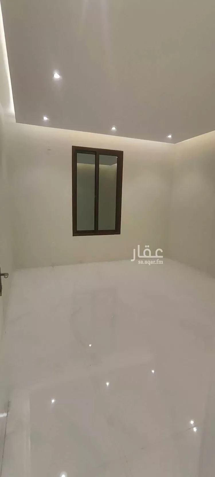 عمارة للبيع في شارع الانوار, حي البحيرة, مدينة الخبر, المنطقة الشرقية صورة 3