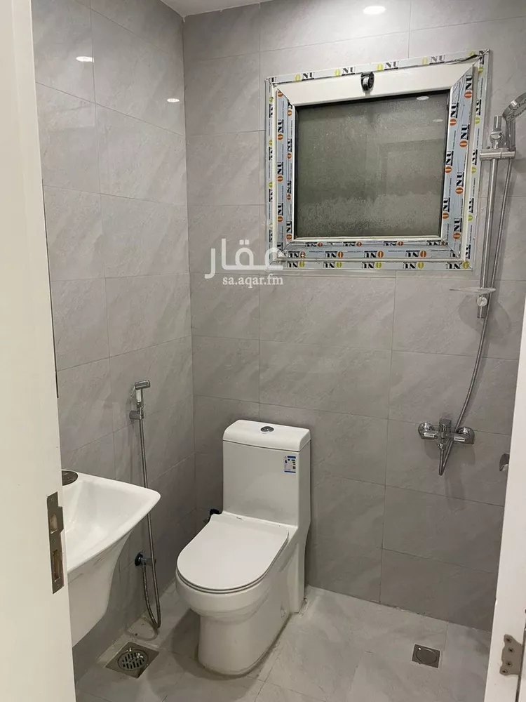 شقة للإيجار في شارع شارع الملك فهد بن عبدالعزيز, حي الخبرالشمالية, مدينة الخبر, المنطقة الشرقية صورة 3