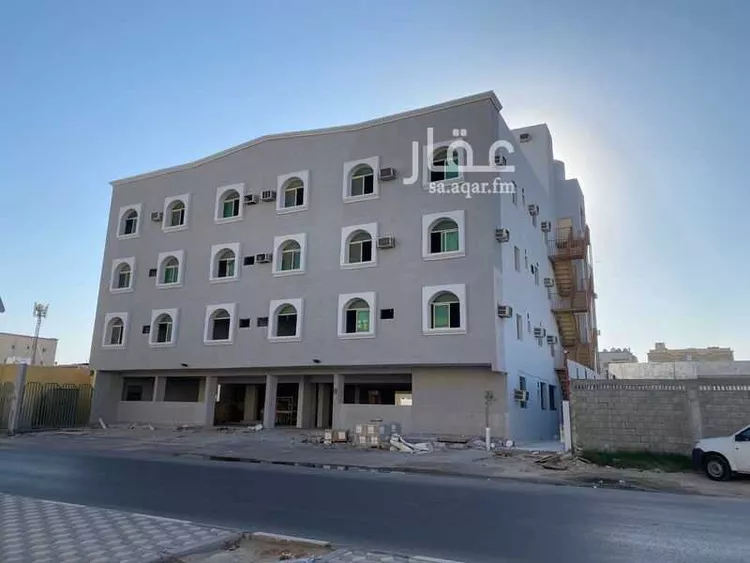 عمارة للبيع في شارع احمد بن ماجد, حي النور, مدينة الدمام, المنطقة الشرقية صورة 2