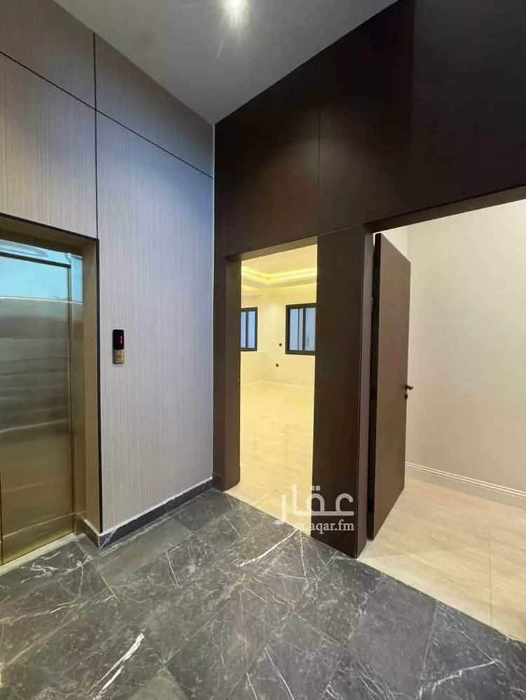 فيلا للبيع في شارع يوسف الشافعي, حي العارض, مدينة الرياض, منطقة الرياض صورة 3