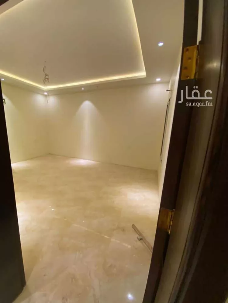 فيلا للبيع في شارع سهل الساعدي, حي الأخباب, مدينة الطائف, منطقة مكة المكرمة صورة 3