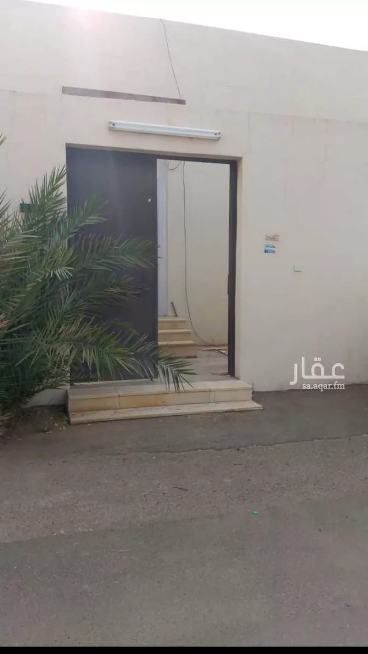 Floor for Sale in Hail An Naqrah