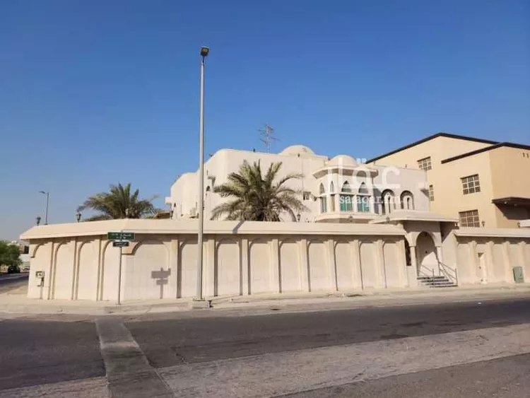 فيلا للبيع في شارع ثمامة بن اثال, حي الجامعيين, مدينة الدمام, المنطقة الشرقية