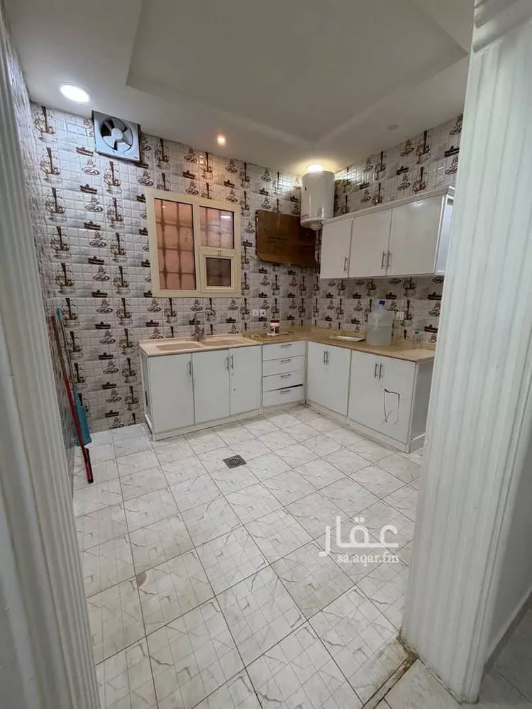 شقة للإيجار في شارع سعيد بن بيشان ، حي ظهرة العودة شرق ، الدرعية ، الدرعية صورة 2